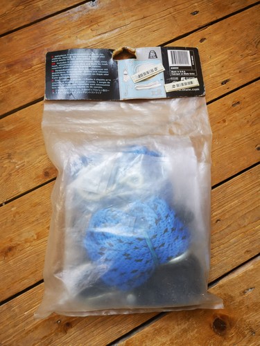Thule 838 tie - 838, down
