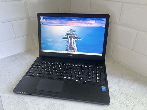 Fujitsu lifebook a555 - 🔥,