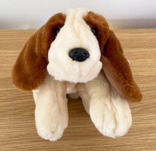 KEEL TOYS SIMPLY SOFT BASSET HOUND DOG SOFT TOY - LENGTH 10” (25cm)