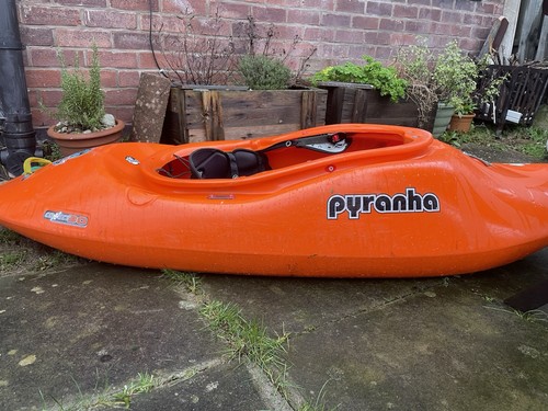 Pyranha molan medium kayak - pyranha,