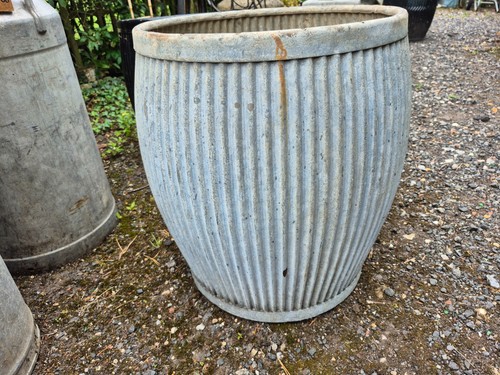 Vintage galvanised dolly tub - vintage,