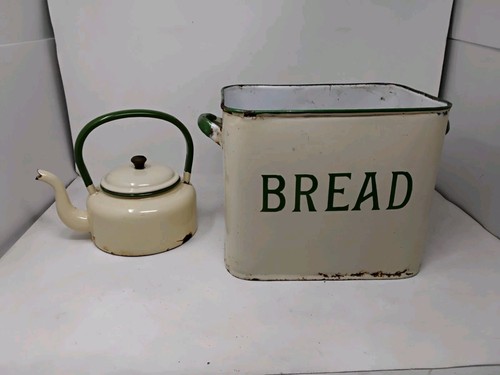 Vintage cream green enamel - &,
