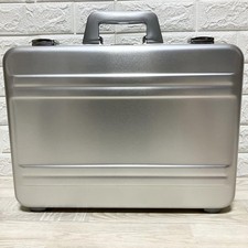 ZERO HALLIBURTON Elite Aluminum Attaché Case Silver Made in USA Vintage Rare