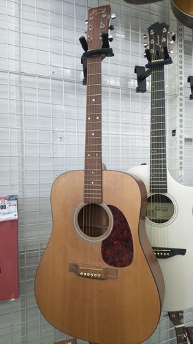 Martin acoustic guitar - acoustic,