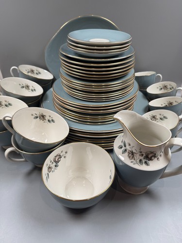 Rare dinner service for 8 - service,