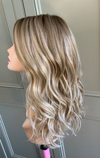 New - Selfie Mode Wig by Raquel Welch, Shaded Biscuit (RL19/23SS BLONDE)