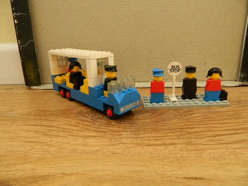 Lego town 696 bus station - town,