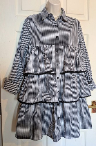 Bnwt gingham ruffle - bnwt, tiered