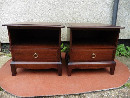 Pair stag minstrel mahogany - of,