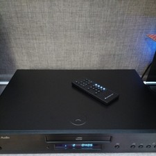 Cambridge Audio Topaz CD10 CD Player  with remote 
