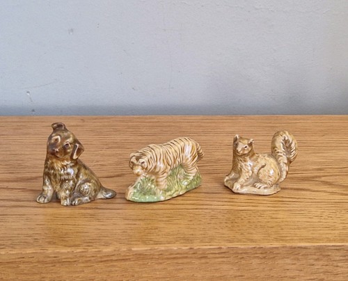 Vintage wade whimsies - 3x,