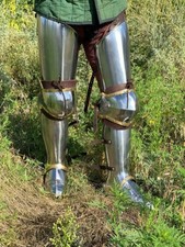 Medieval Combat Leg Armor Set