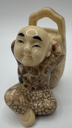 Vintage japanese netsuke - netsuke, resin