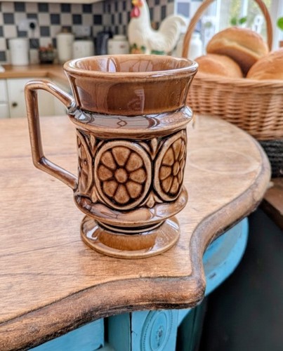 Holkham pottery 12cm tall - tall, mug