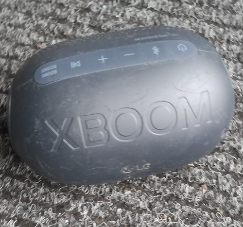 Xboom portable bluetooth - lg,