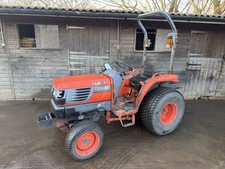 Kubota STA-35 compact tractor 4wd diesel