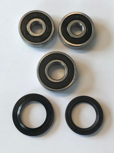 Rear wheel sprocket bearings - &,