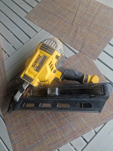 Dewalt 18v dcn692 1st - 18v,
