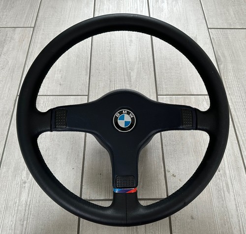 Genuine bmw e28 m5 - •genuine•,