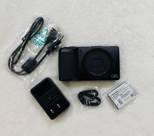 Ricoh lii digital camera - digital,