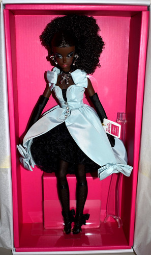 2025 barbie sig gold label - barbie,