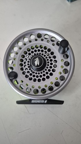 Sage trout fly reel - sage,