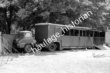 THH Truck Photos - Thames Trader - Chipperfields Circus.