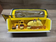 Corgi Gift Set 4 Country Farm Set Tractor With Trailor And Hay Load in box