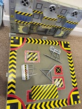 1998 BBC Robot Wars Minibots Arena Not Complete