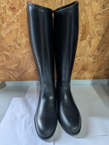 Kids horse riding - riding, boots