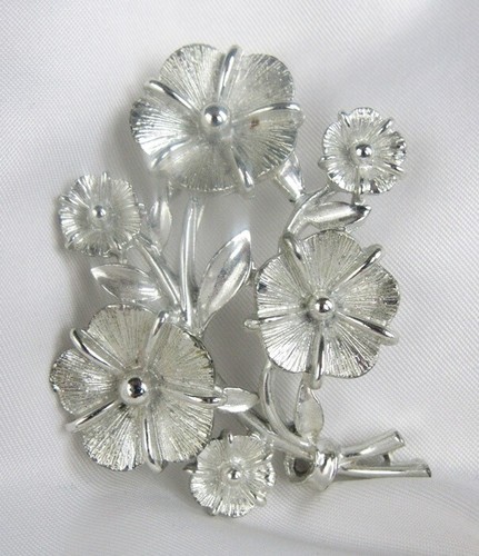 Vintage lisner silver - lisner,