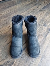 UGG Australia Classic Short II