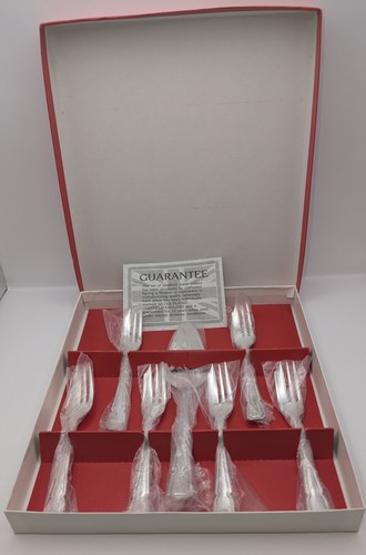 Boxed set vintage - boxed,