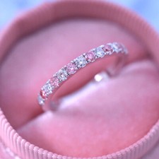 Round Cut Pink White Diamond