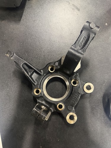 Saab 9000 front wheel - front, bearing