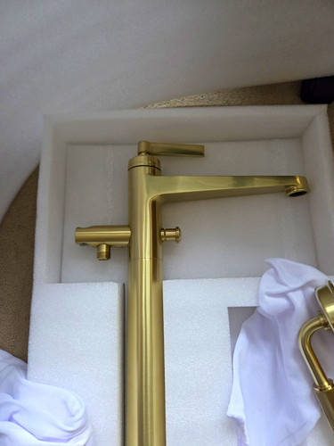 Brushed gold floor mounted - brushed,