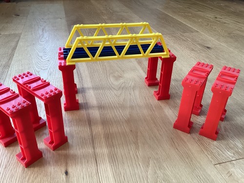 Tomy thomas friends bridge - &, |