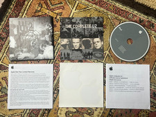 Apple iPod Classic 4th Generation (U2 Special edition)  Booklet , CD & Poster