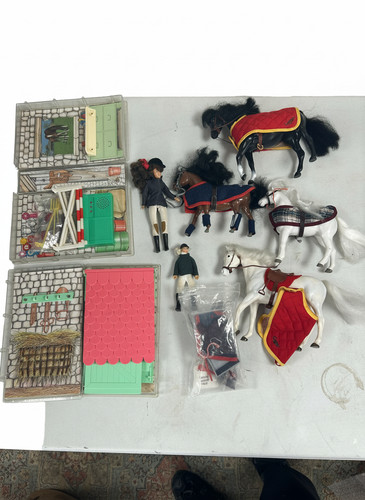 Cassie julip plastic - plastic, toy