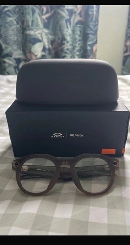 Oakley meta glasses - hstn, ai