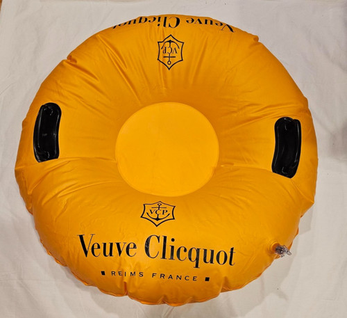 Veuve clicquot champagne - veuve,