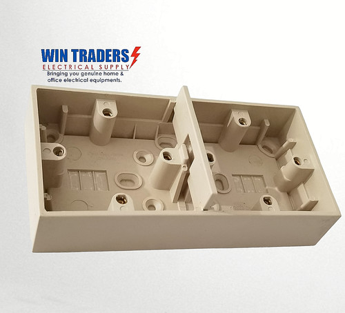 Clipsal single switch - single, or