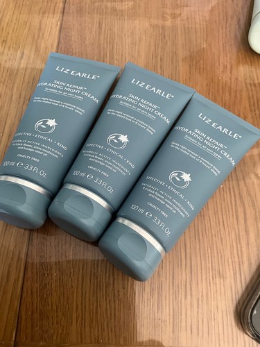 Liz earle skin repair - liz,