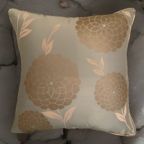 Inch cushion cover in - a,