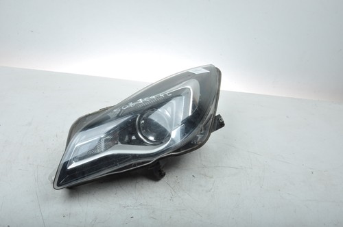 Vauxhall insignia front - ,