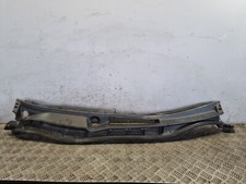LEXUS IS 300H FRONT WINDSCREEN