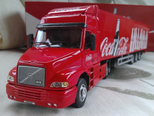 Volvo nh12 coca - coke, cab