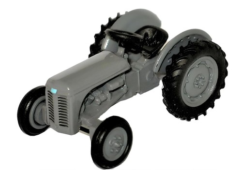 Ferguson tea tractor - tractor, grey