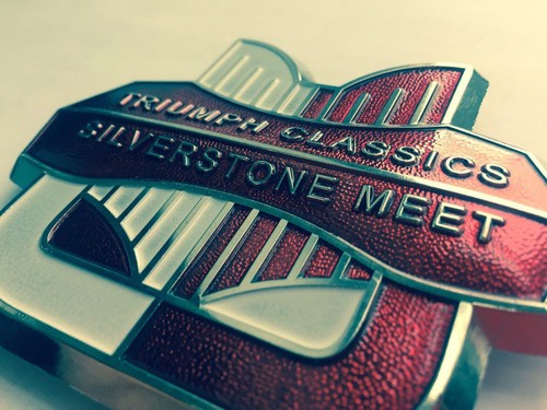 Triumph classic grill badge - ,