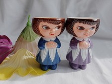 2 x Vintage Victoria Plum Egg